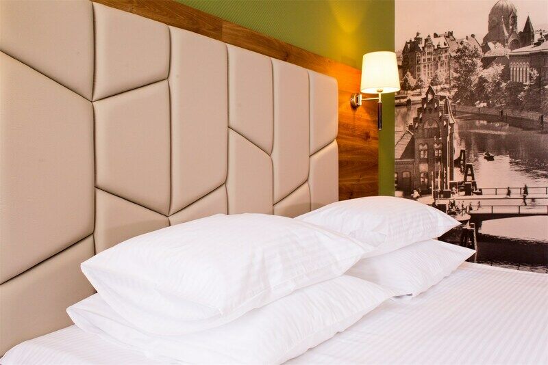 Полулюкс 2-местный (вид на город)