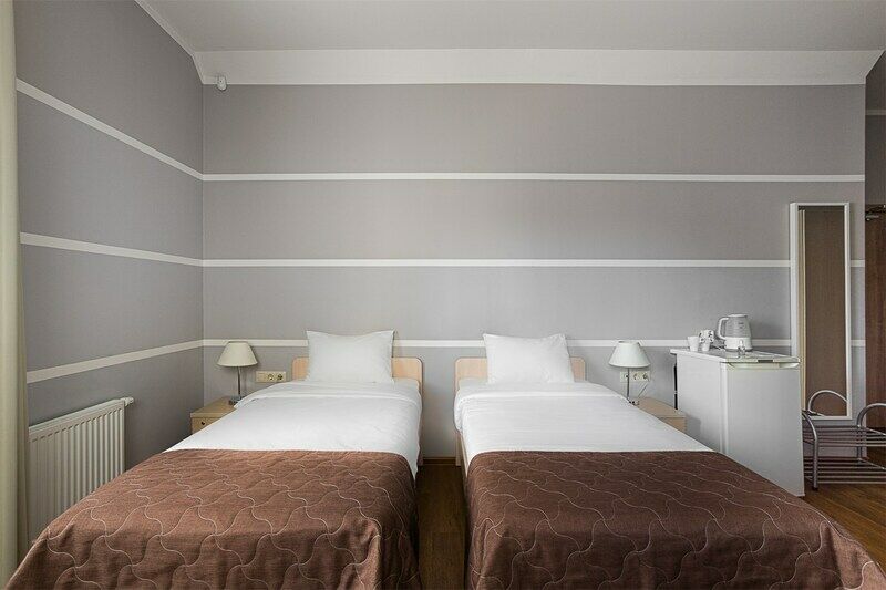 Стандартный 2-местный (цокольный этаж)