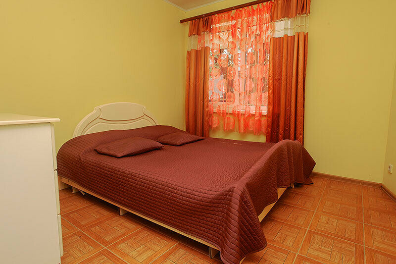 Стандартный 4-местный 2-комнатный