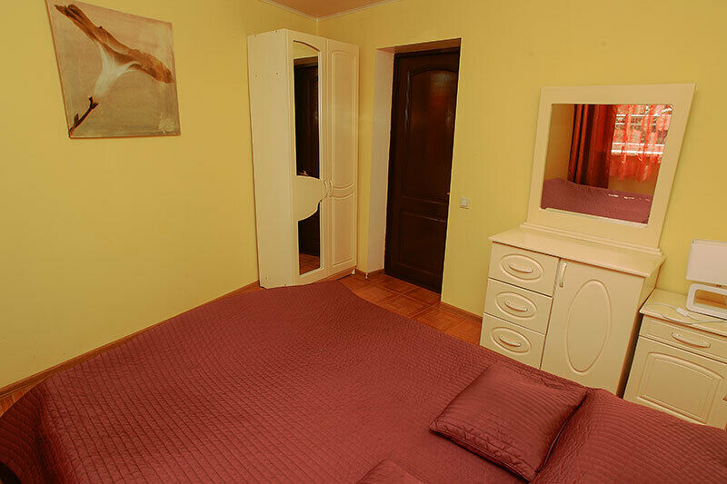 Стандартный 4-местный 2-комнатный