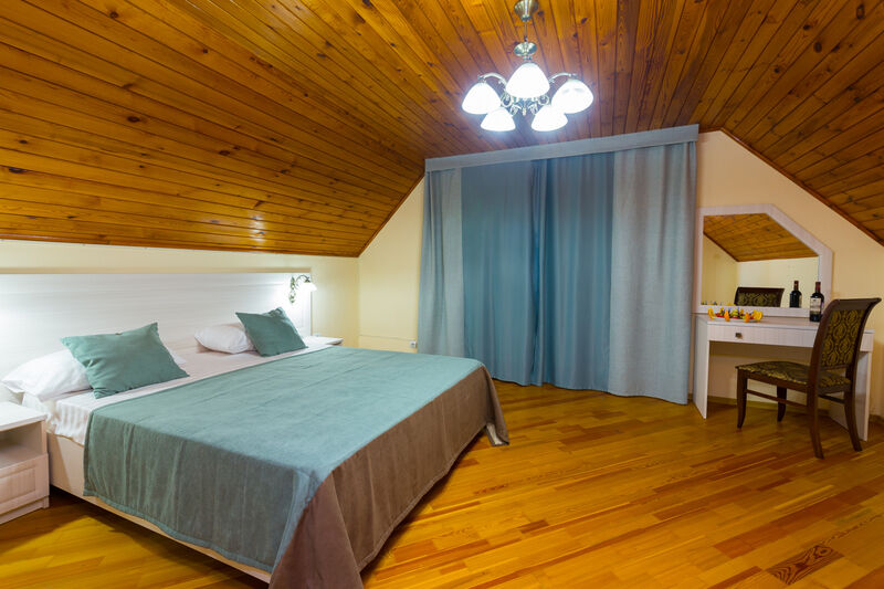 Коттедж 8-местный