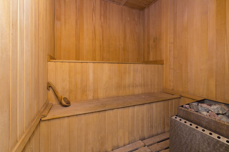 Коттедж 8-местный