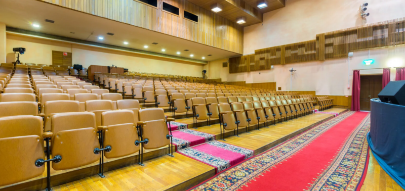 Киноконцертный зал