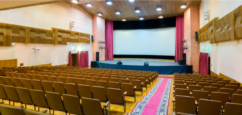 Киноконцертный зал