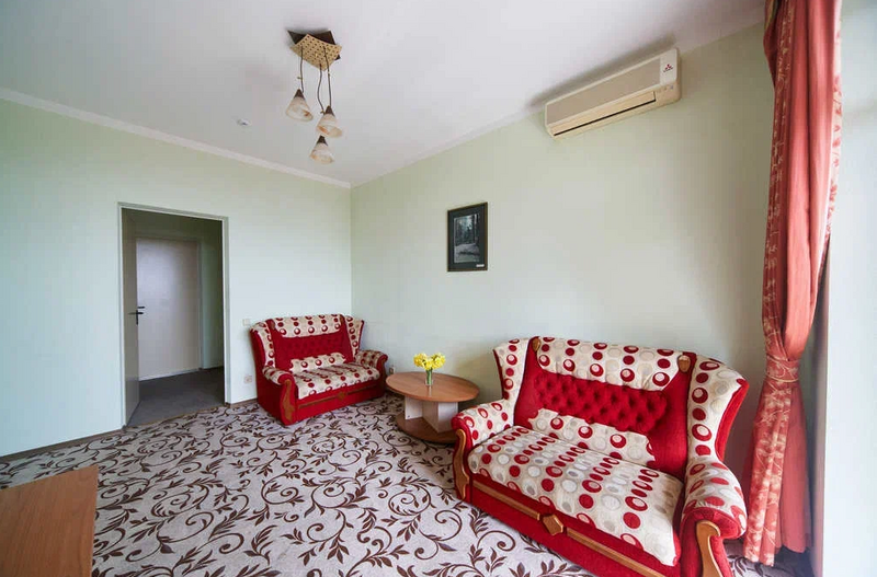 Люкс 2-местный 2-комнатный (корпус 2)