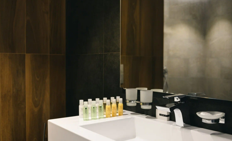 Люкс 4-местный 3-комнатный