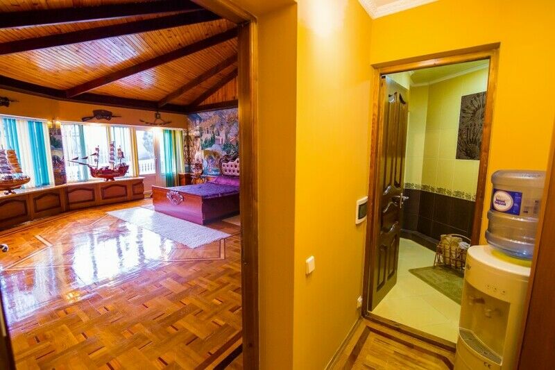 9ac1a46da0d4eee571753049be7bc00e_1050x600