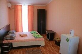 Улучшенный 3-местный 1-комнатный 1 кроватью и раскладным диваном, Отель Parus, Поповка