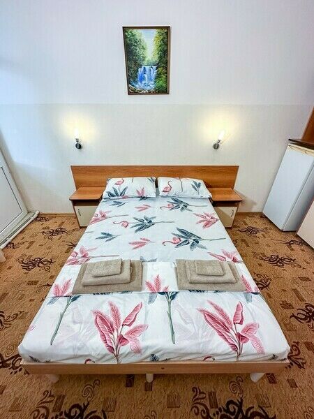 Стандартный 2-местный (с балконом, 1 корпус, 2-3 этаж)