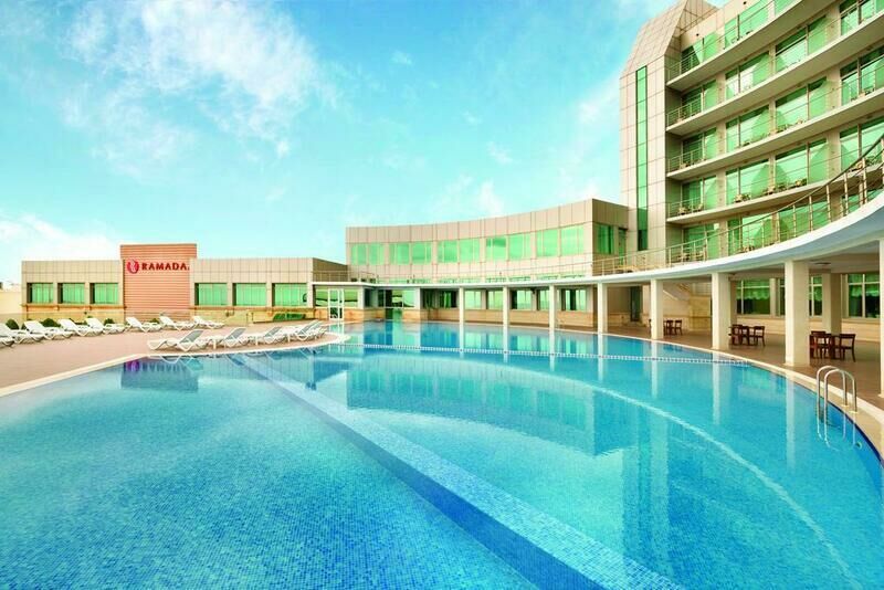 Бассейн | Ramada by Wyndham Baku Hotel, Бакинский экономический округ