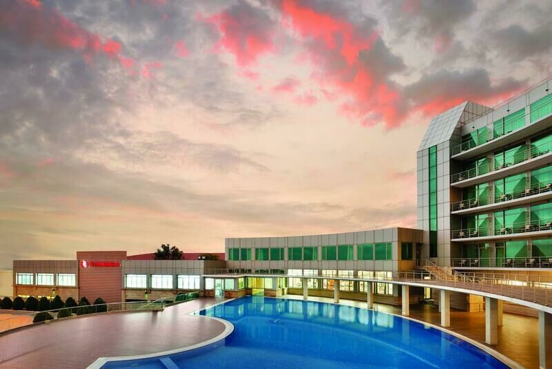 Отель | Ramada by Wyndham Baku Hotel, Бакинский экономический округ