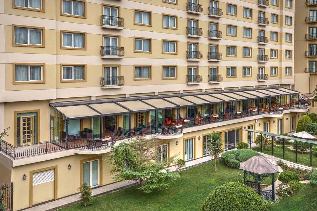 Фасад | Hyatt Regency Baku, Бакинский экономический округ