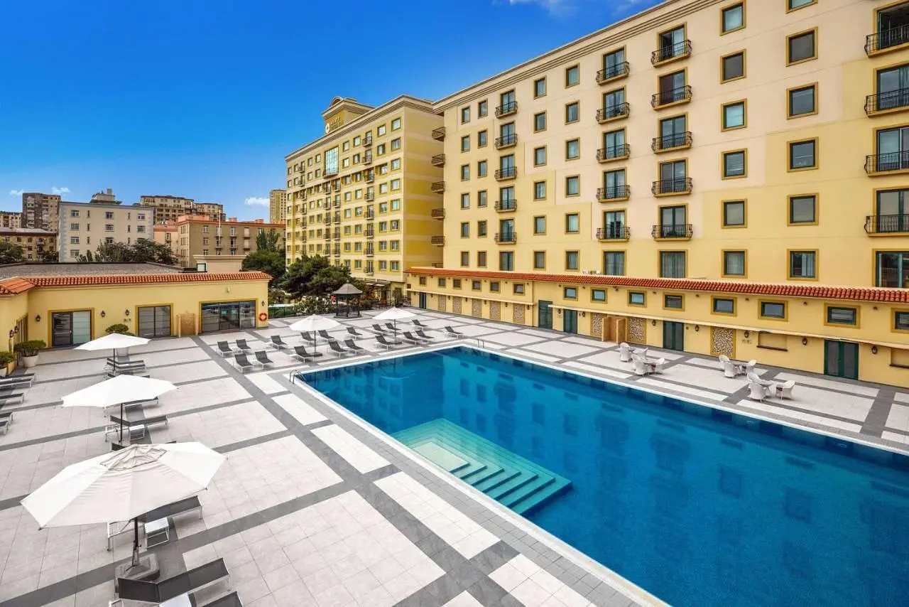 Отель Hyatt Regency Baku, Баку, Бакинский экономический округ