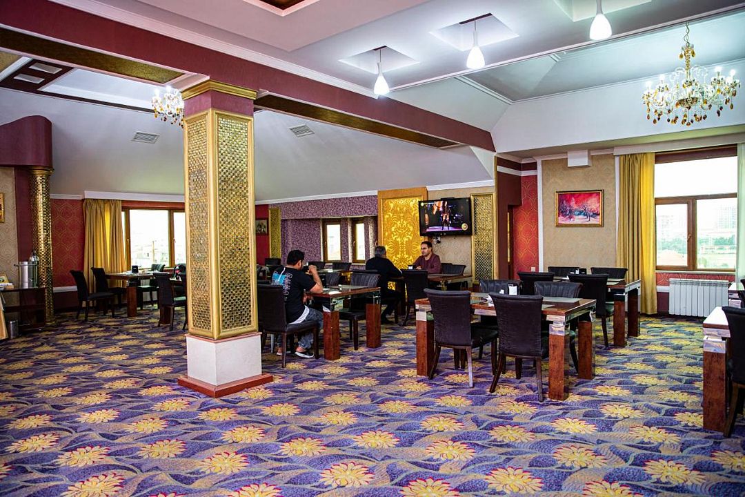 Обеденный зал | Safran, Бакинский экономический округ