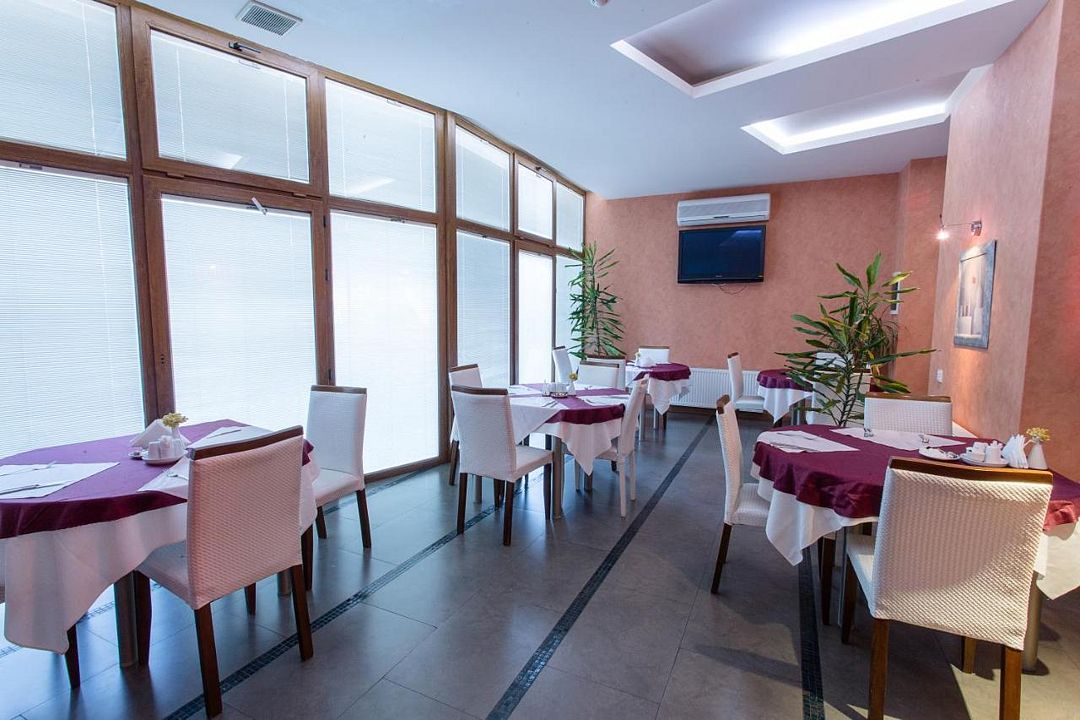 Ресторан | Austin Hotel Baku, Бакинский экономический округ