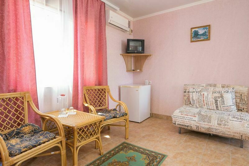 Домик 2-местный каменный