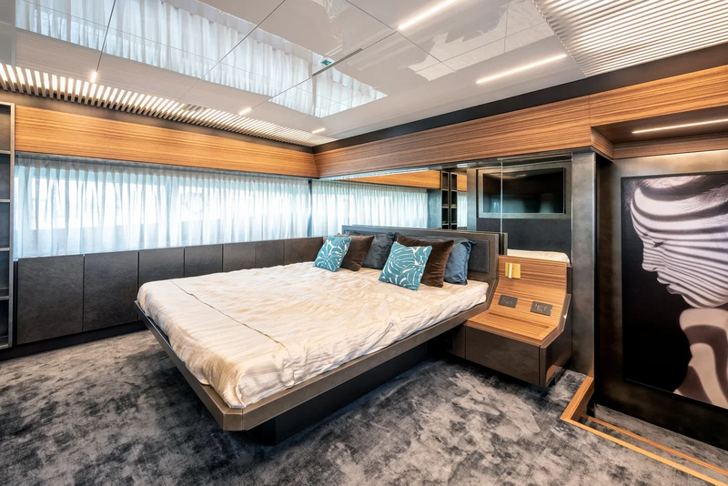 Яхта Mriya | Модель Ferretti 920