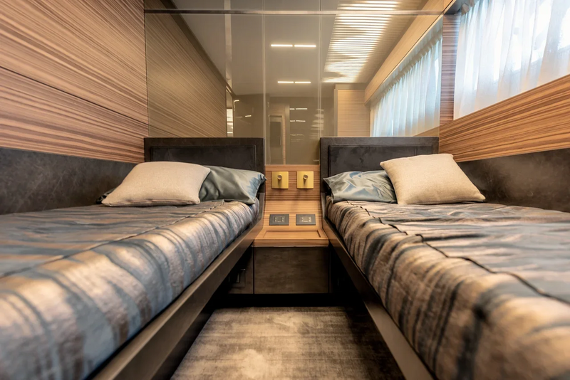 Яхта Mriya | Модель Ferretti 920