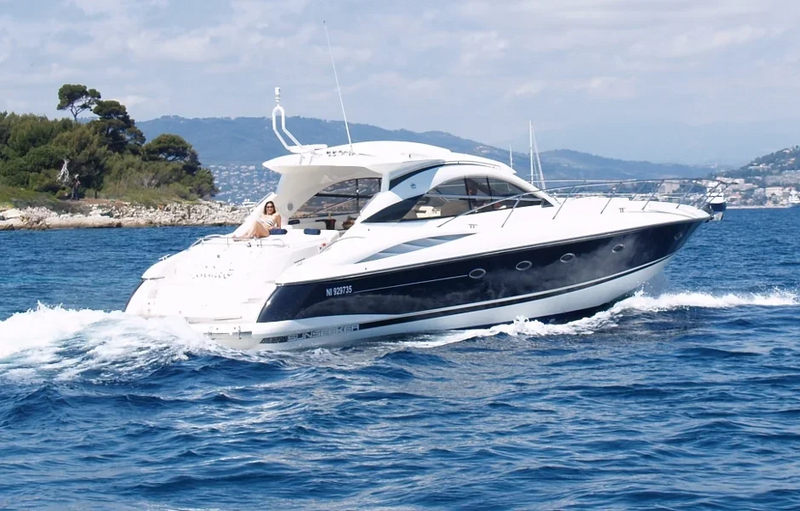 Моторная яхта «Меркурий-1»