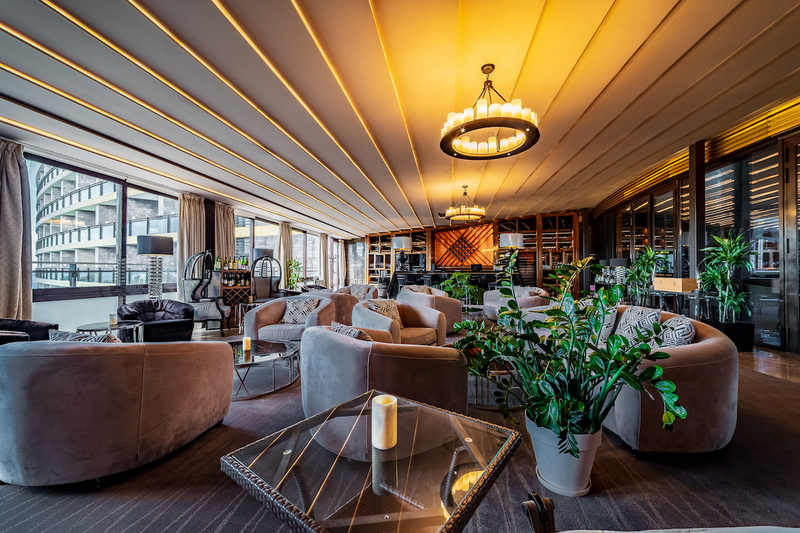 Винный бар W&R lounge