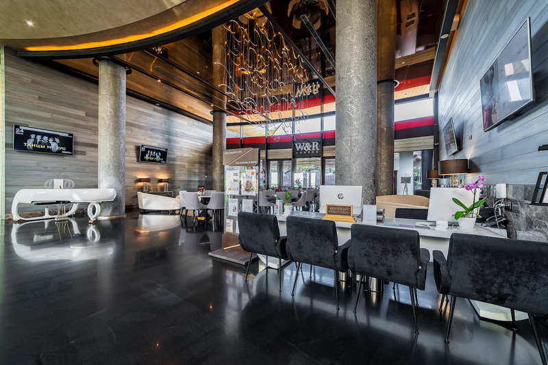 Винный бар W&R lounge