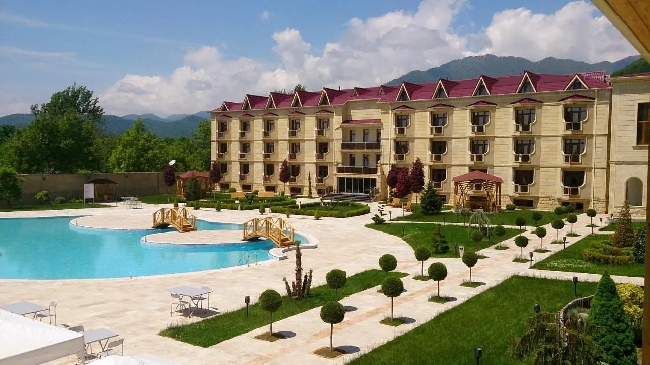 Отель Kaspia Yeddi Gozel Resort Hotel, Габала, Габалинский район
