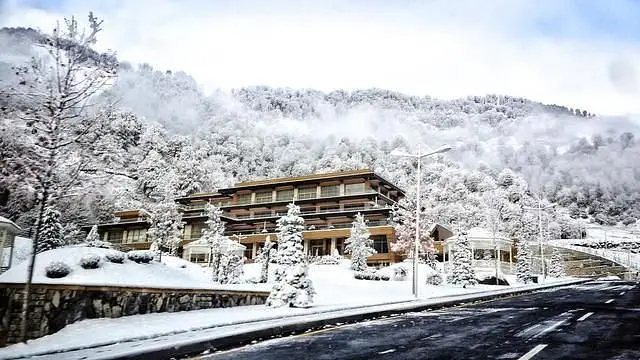 Фасад | Qafqaz Tufandag Mountain Hotel, Габалинский район