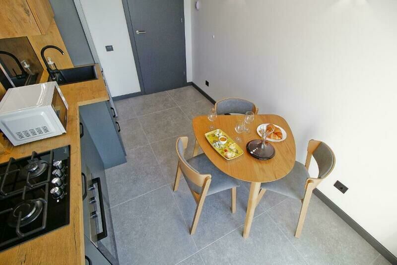 Апартаменты 4-местные 2-комнатные 1-8 этаж