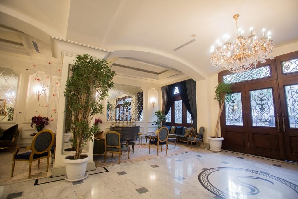 Холл | Sapphire City Hotel, Бакинский экономический округ