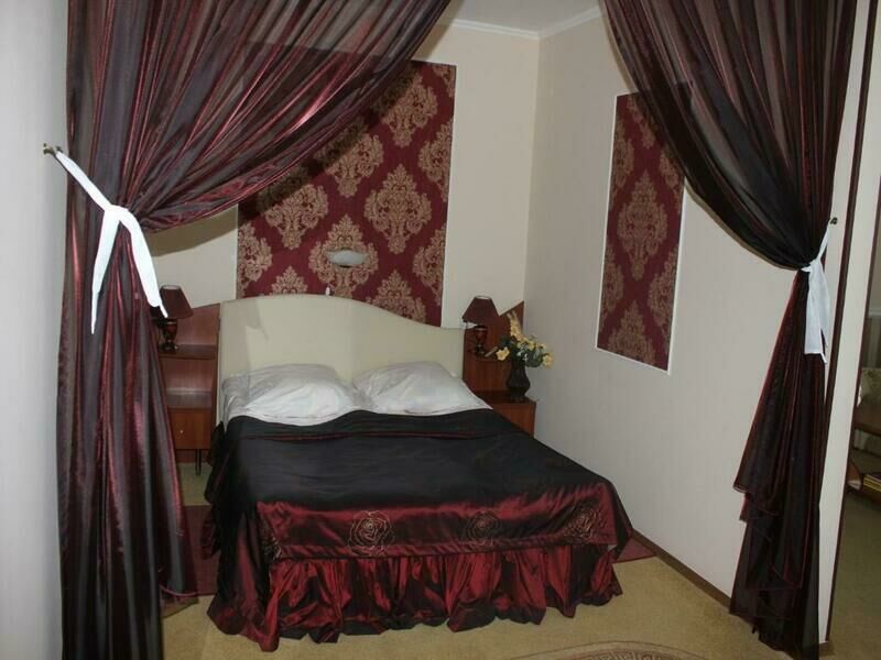 Студио 4-местный