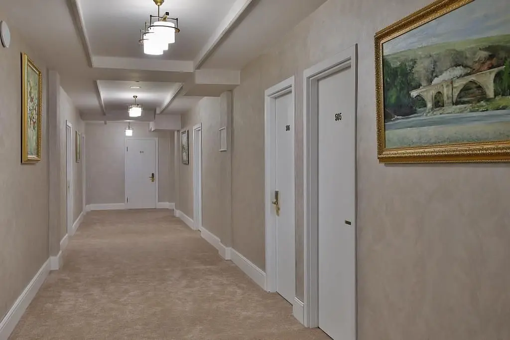 Коридор | Ganjali Plaza Hotel, Бакинский экономический округ