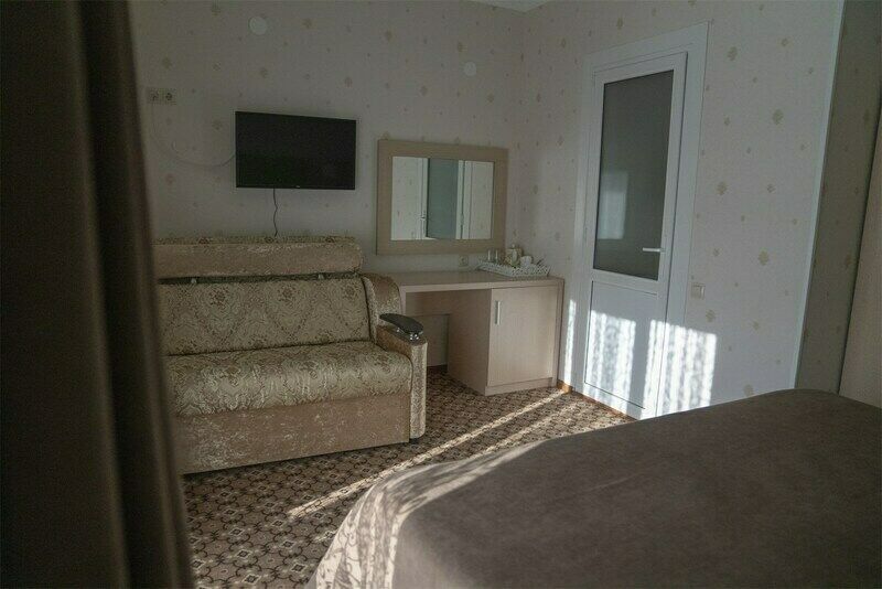 Стандартный 3-местный (с видом на горы)