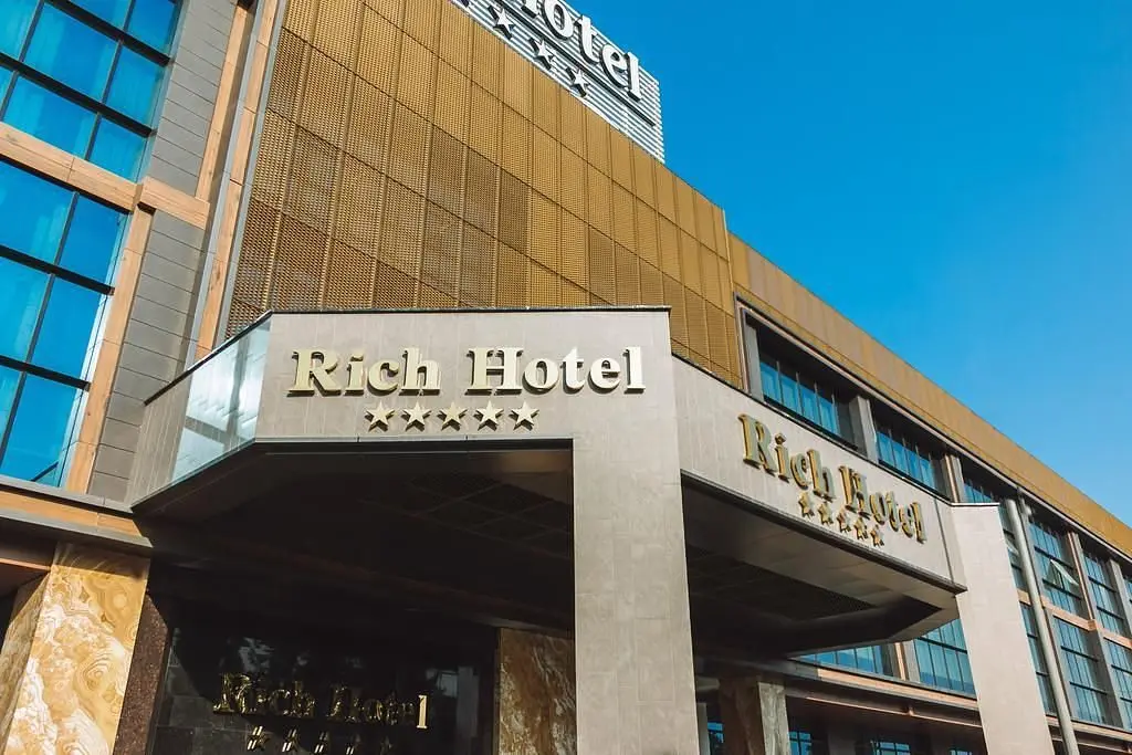 Внешний вид | Wyndham Hotel Baku (бывш. Rich Hotel), Бакинский экономический округ