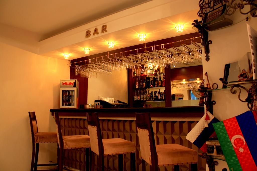 Бар | Atropat Hotel, Бакинский экономический округ