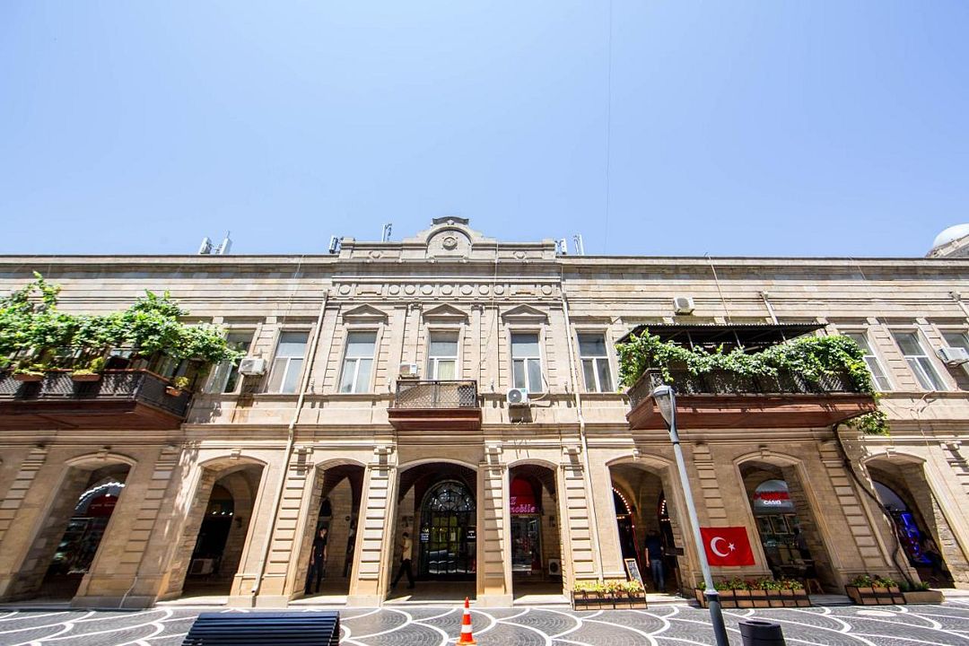 Отель Grand Midway Hotel, Баку, Бакинский экономический округ