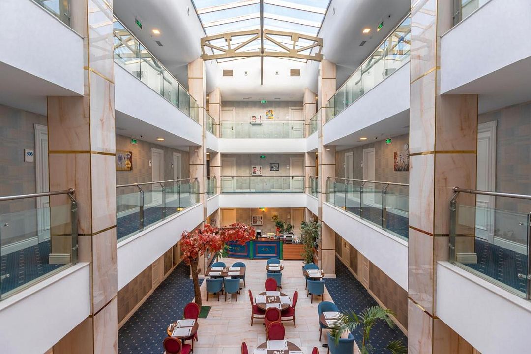 Территория | Grand Midway Hotel, Бакинский экономический округ