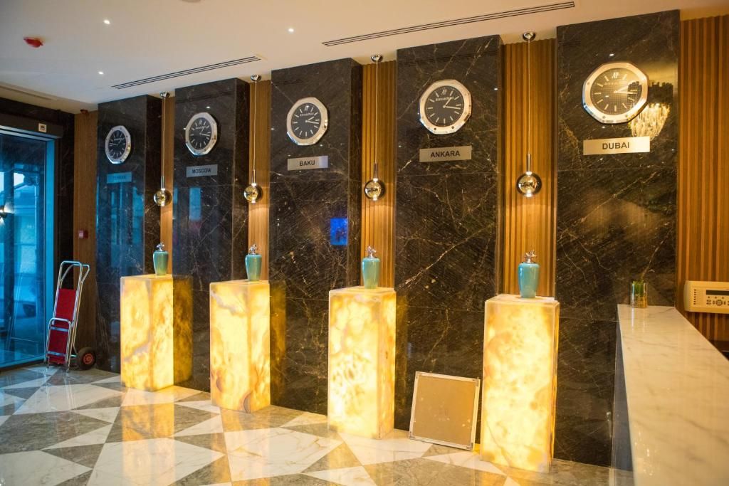 Ресепшн | Theatrum Hotel, Бакинский экономический округ