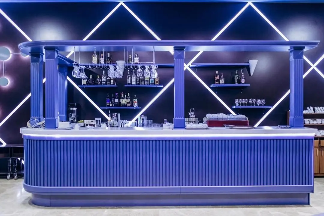 Бар | Point Hotel Baku, Бакинский экономический округ