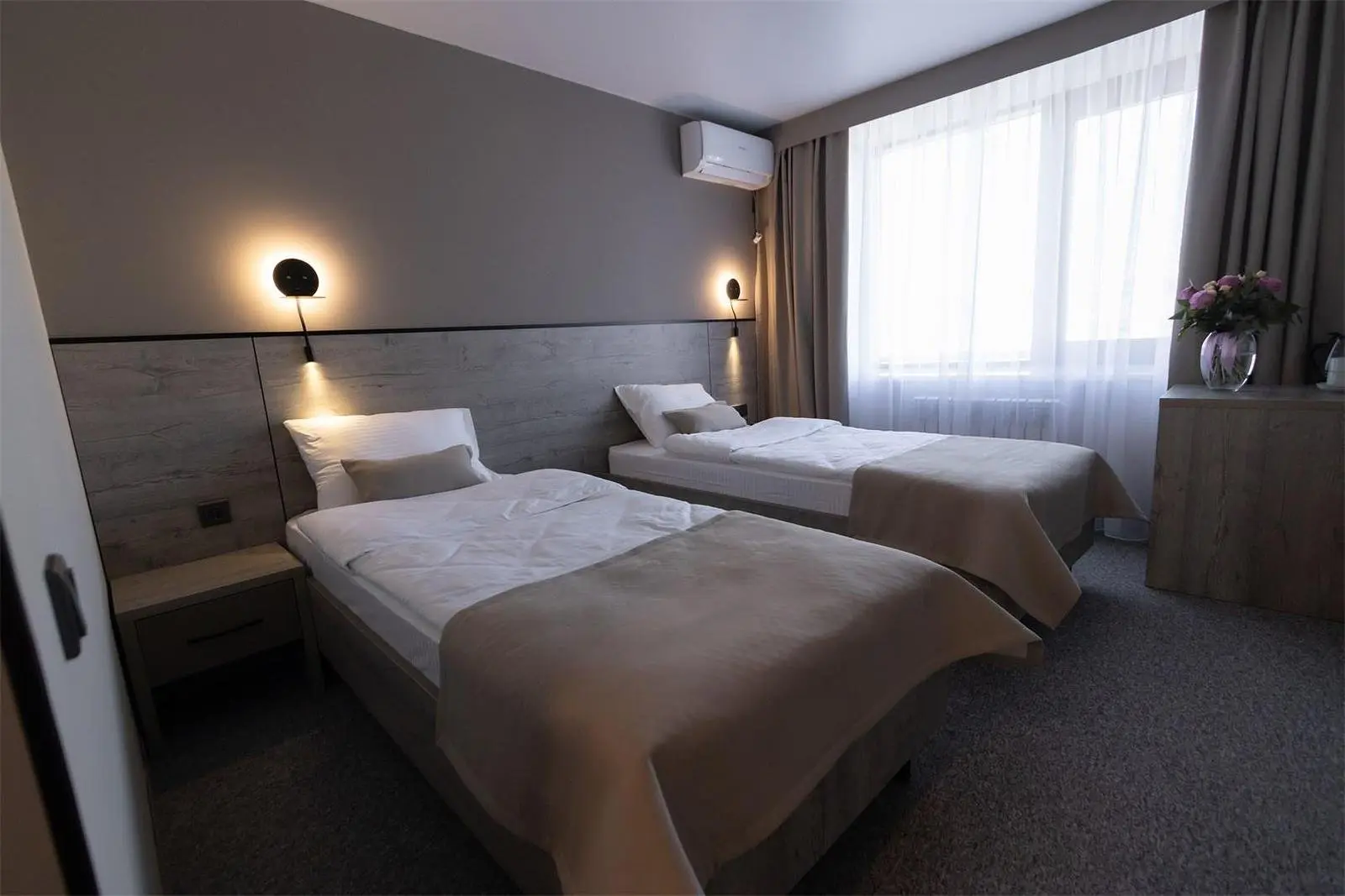 Стандартный 2-местный 1-комнатный TWIN | Meereen Hotel, Ставропольский край