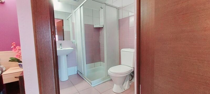 Делюкс 4-местный 1-комнатный