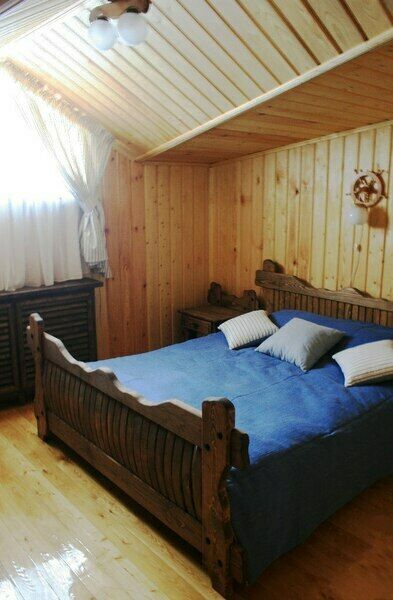 Коттедж 6-местный 2-этажный