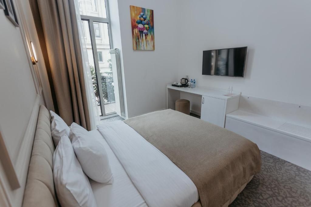 Deluxe 2-местный (DBL с балконом) | Callisto Hotel, Бакинский экономический округ