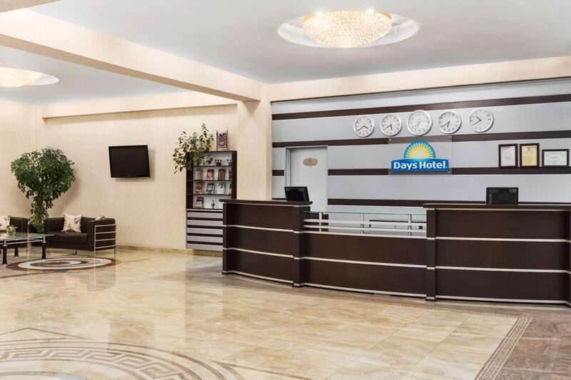 Ресепшн | Days Hotel Baku, Бакинский экономический округ