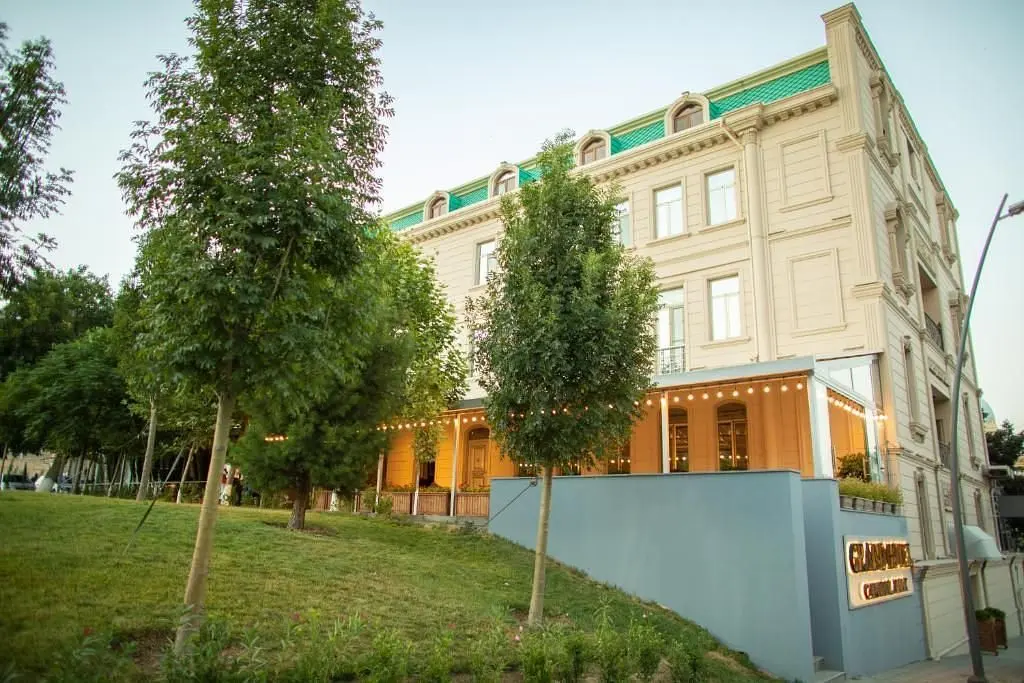 Отель Grand Hotel, Баку, Бакинский экономический округ