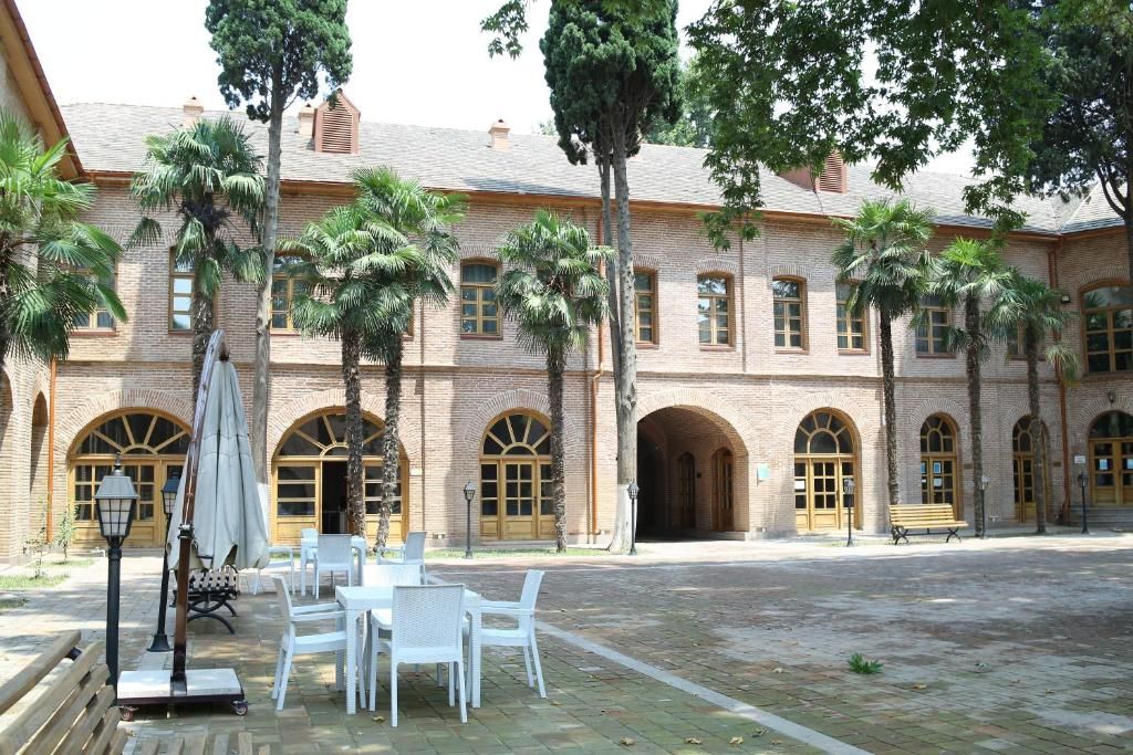 Территория | Shah Abbas Karvansaray Hotel, Гянджа-Дашкесанский экономический район