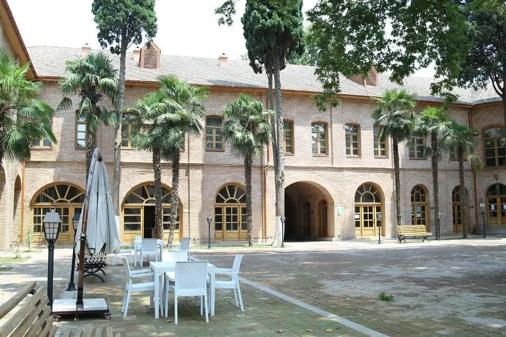 Территория | Shah Abbas Karvansaray Hotel, Гянджа-Дашкесанский экономический район