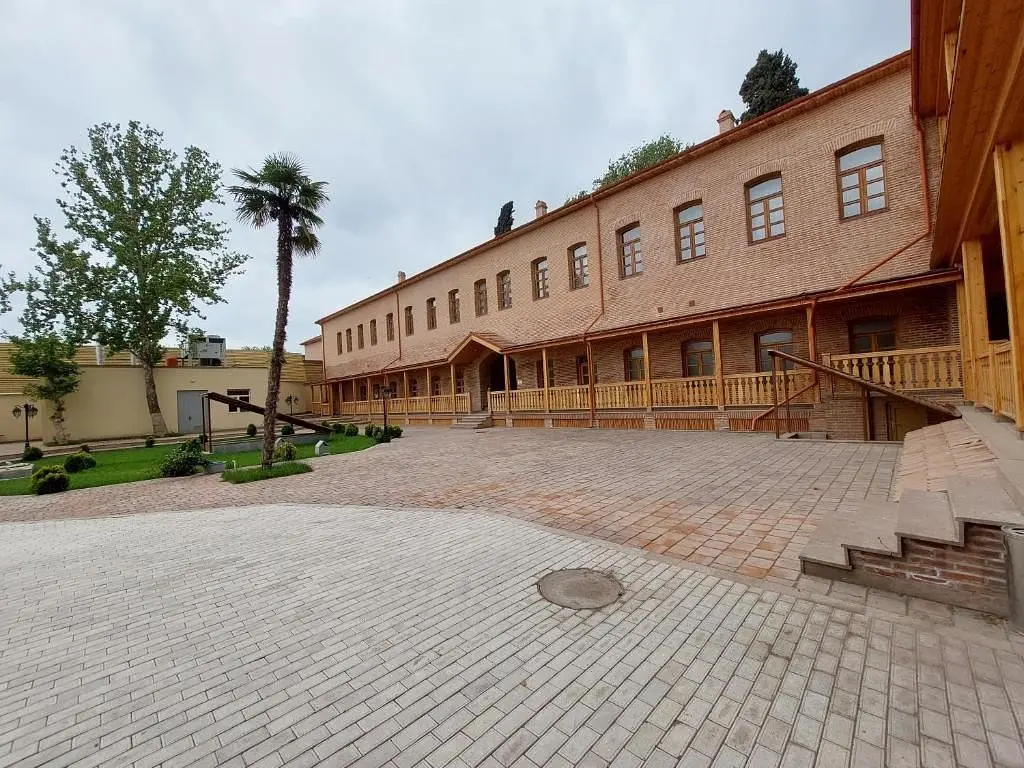 Территория | Shah Abbas Karvansaray Hotel, Гянджа-Дашкесанский экономический район