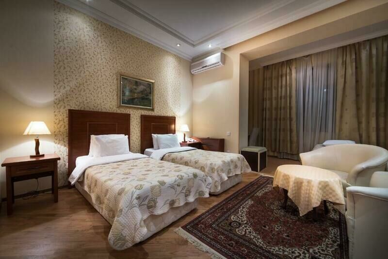 Стандартный 3-местный 1-комнатный | Premier Hotel Baku, Бакинский экономический округ