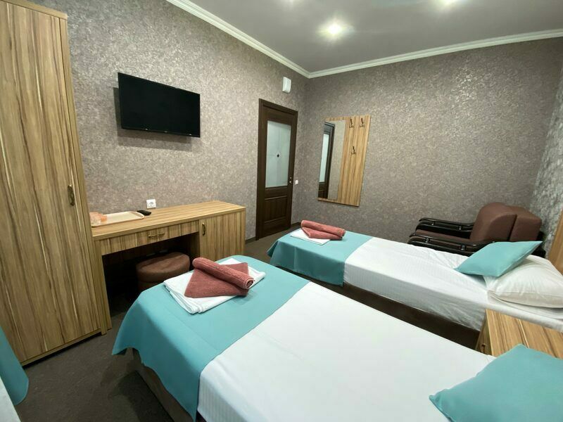 Люкс 4-местный 2-комнатный