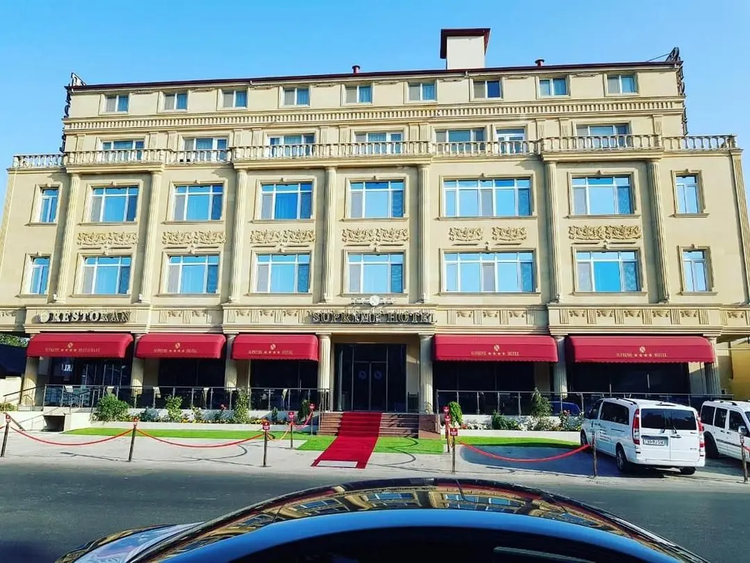 Отель Supreme Hotel Baku, Баку, Бакинский экономический округ